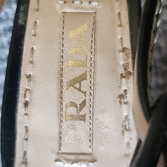 Prada black leather slingback heeled sandals size 39 (8) - Picture 6 of 12